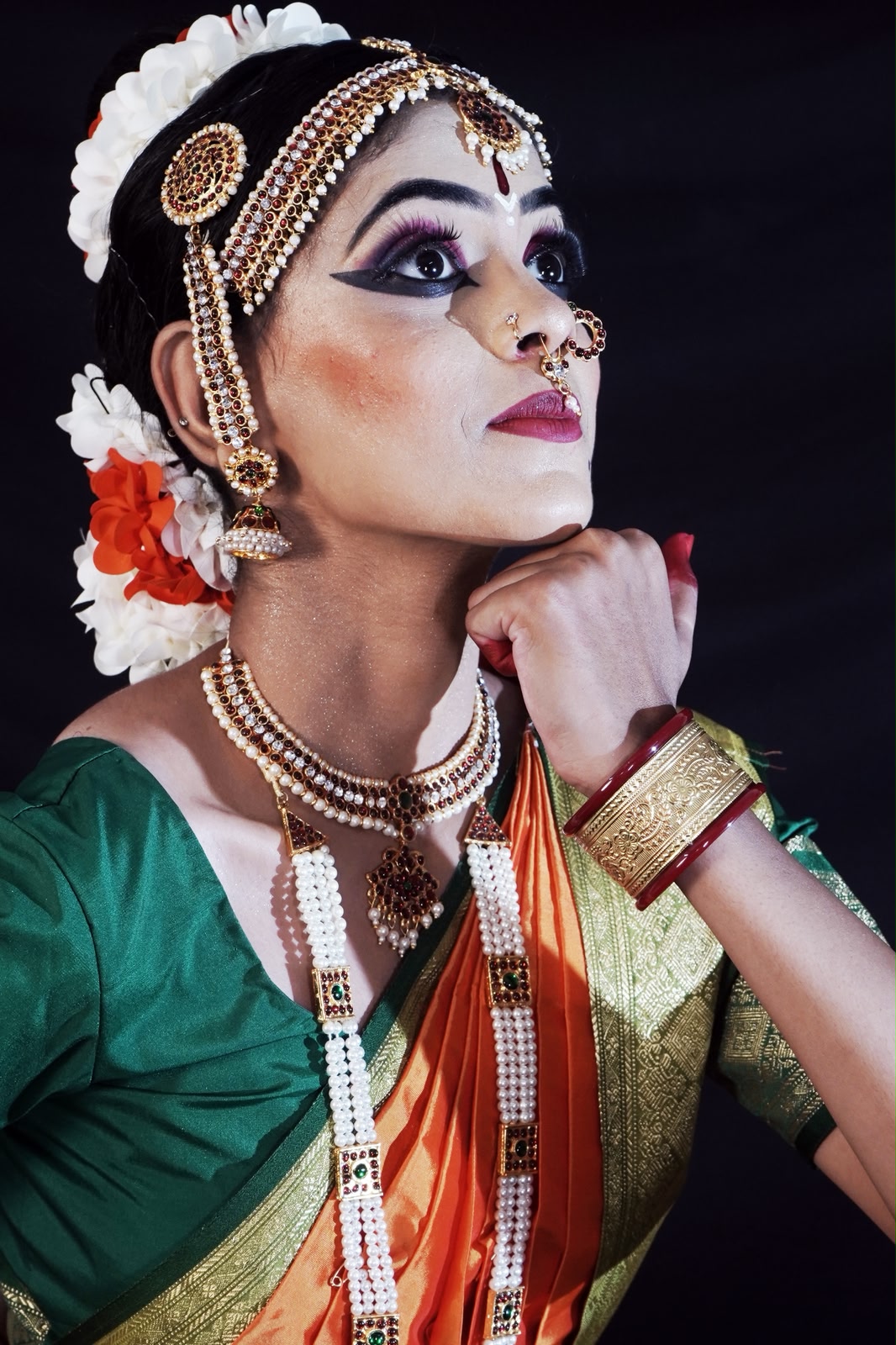 Dhruvi, Bharatanatyam instructor